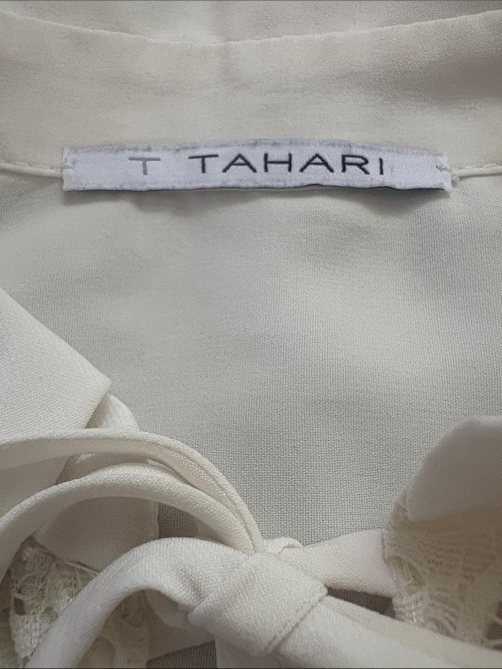 T Tahari Ivory Lace-Front Tie-Neck Sleeveless Camisole Size S - Picture 4 of 9